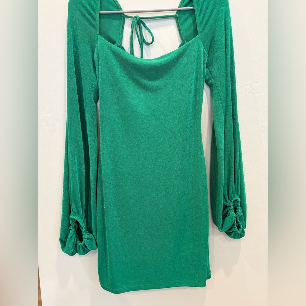 Lucy in the Sky Vibrant Green Long Sleeve Dress